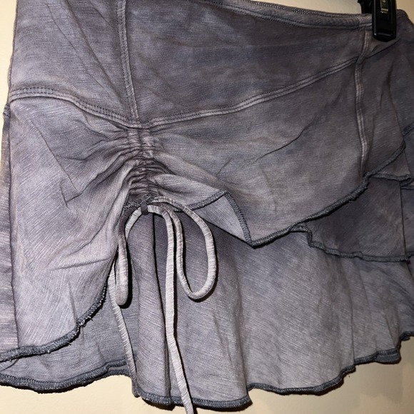 Y2K Mini Skirt Small Whimsigoth Grunge Fairy Goth  NWT BDG Urban Faded  Ruffles - Picture 2 of 13